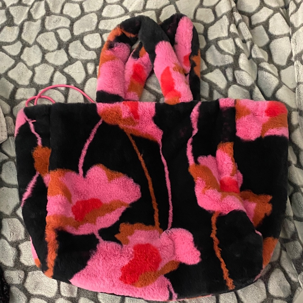 CAbi 4273 Rococo Tote Bag